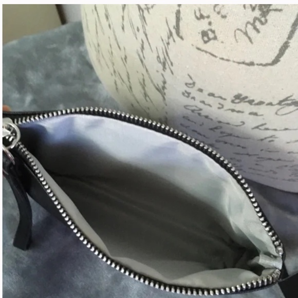 Pandora Wristlet Pouch & Tri-fold Jewelry Case Set Black - Picture 4 of 7